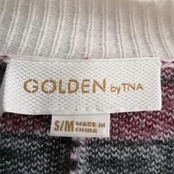 Aritzia Golden by TNA Alpaca and Wool Oversized Tribal Shawl Wrap Small/Medium - Picture 13 of 16